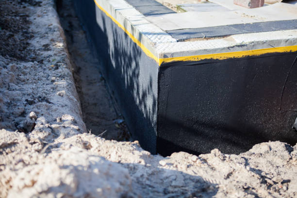 Professional Vapor Barrier Installation technician working in Collingswood, NJ